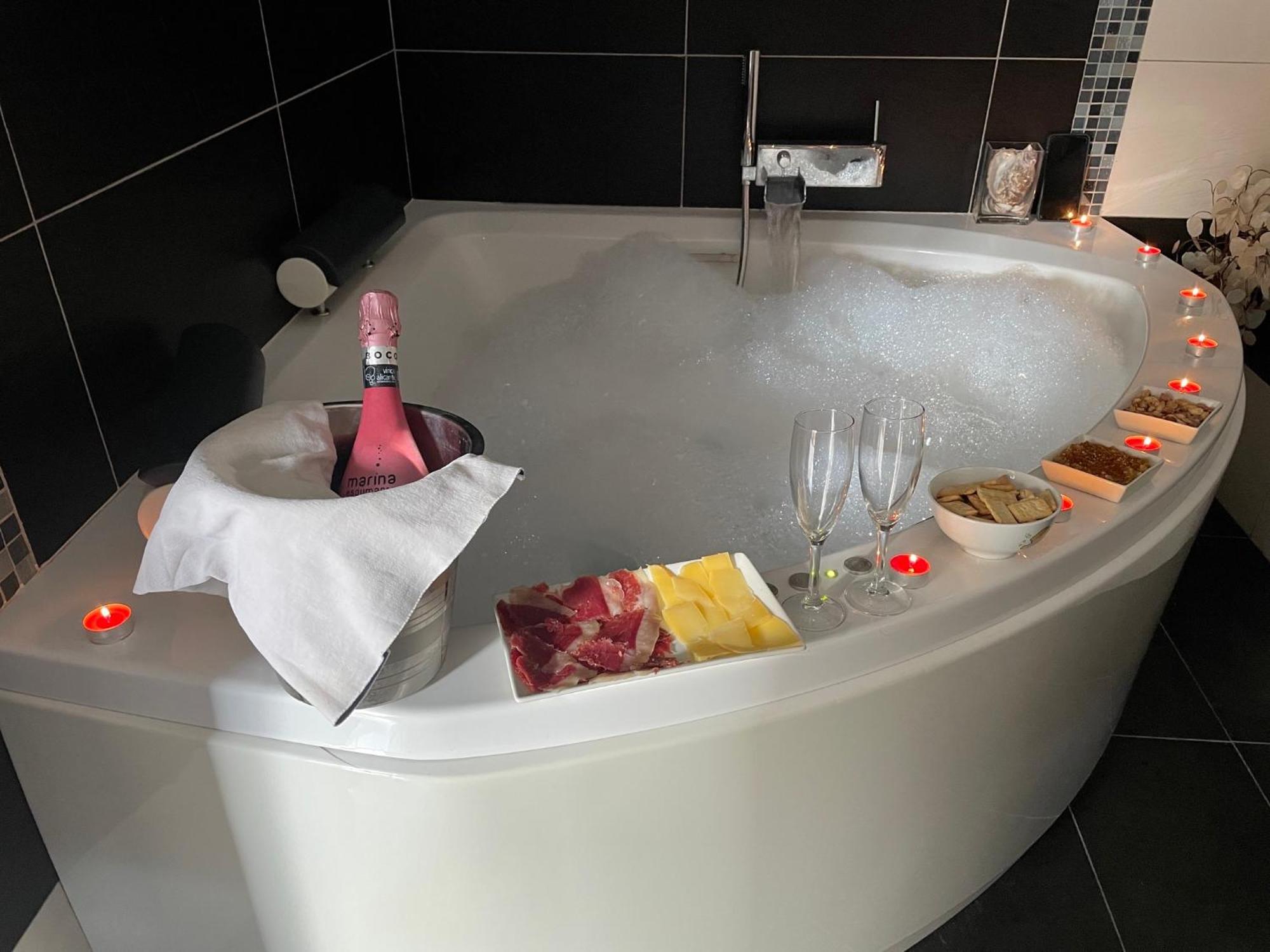 Casa Con Jacuzzi Y Piscina Con Vistas Al Castillo Corbera de Alcira Buitenkant foto